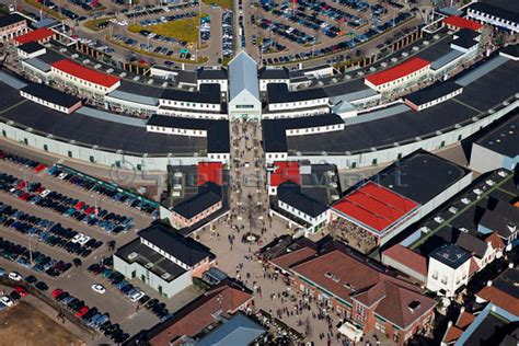 outlet roermond openingstijden